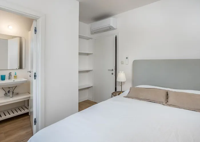 3 Bedroom Stunning In Barbat Prázdninový dům *